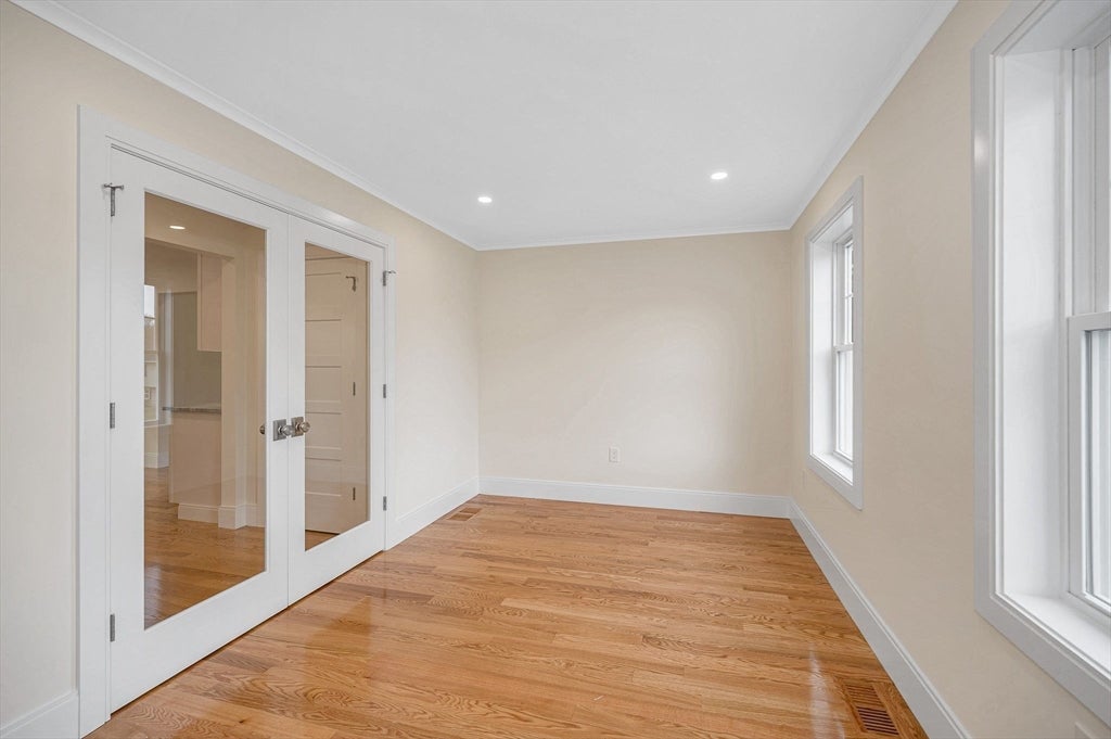 Wilmington, Massachusetts, 01887, United States, 4 Bedrooms Bedrooms, ,3 BathroomsBathrooms,Residential,Active,2043113