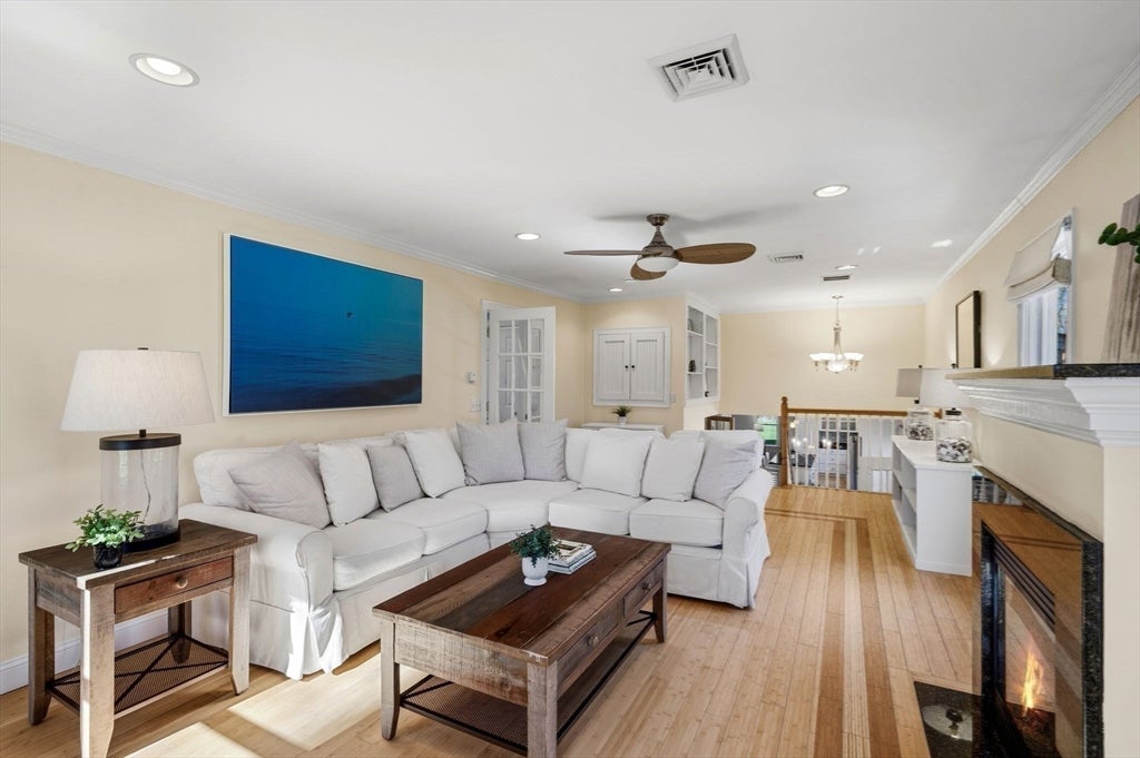 West Newbury, Massachusetts, 01985, United States, 4 Bedrooms Bedrooms, ,4 BathroomsBathrooms,Residential,Active,2044161