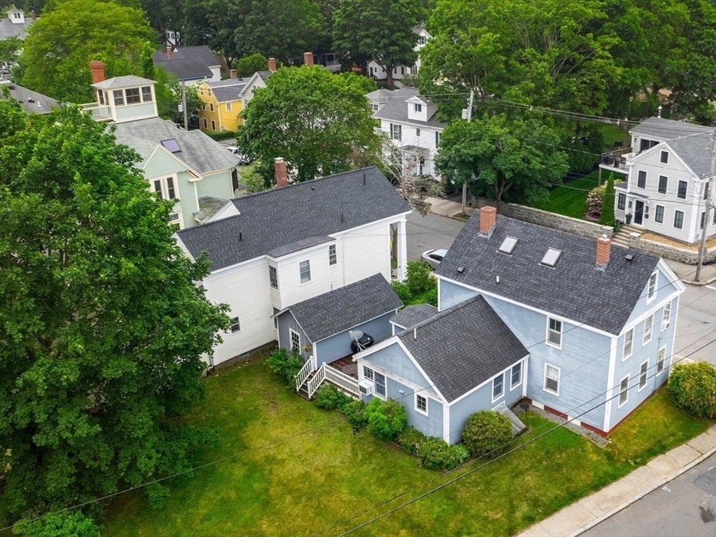 Newburyport, Massachusetts, 01950, United States, 3 Bedrooms Bedrooms, ,2 BathroomsBathrooms,Residential,Active,1922344