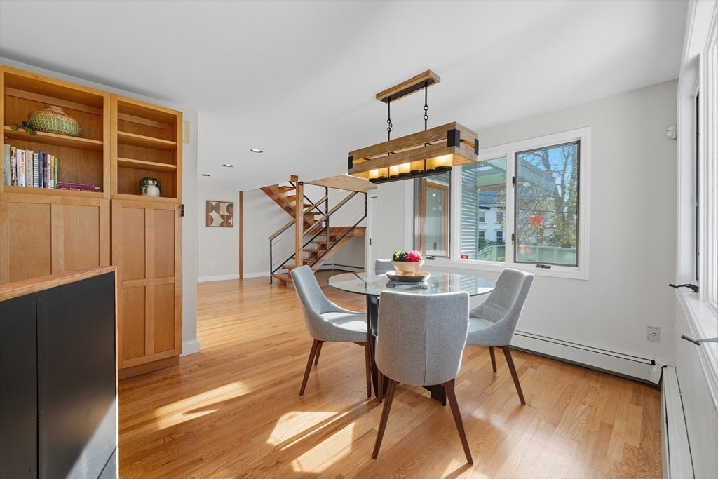 Lexington, Massachusetts, 02421, United States, 5 Bedrooms Bedrooms, ,4 BathroomsBathrooms,Residential,Active,1953717