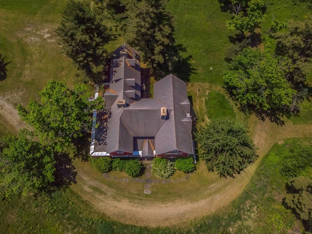 Washington, Massachusetts, 01223, United States, 22 Bedrooms Bedrooms, ,21 BathroomsBathrooms,Residential,Active,1952629