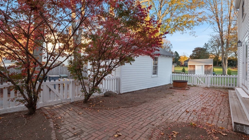 Newburyport, Massachusetts, 01950, United States, 3 Bedrooms Bedrooms, ,3 BathroomsBathrooms,Residential,Active,1986921