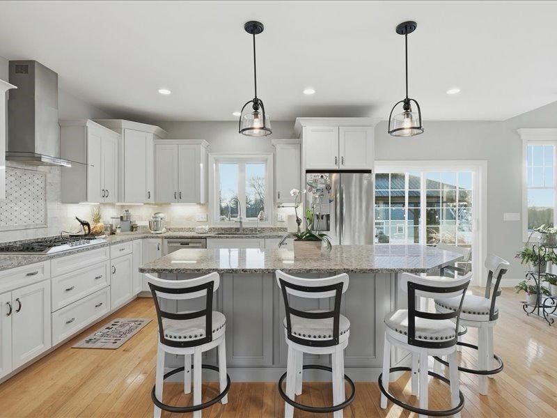 Pelham, New Hampshire, 03076, United States, 3 Bedrooms Bedrooms, ,3 BathroomsBathrooms,Residential,Active,2007919