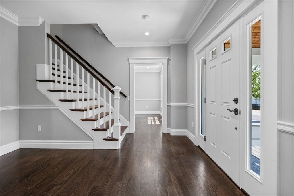 Newton, Massachusetts, 02460, United States, 5 Bedrooms Bedrooms, ,4 BathroomsBathrooms,Residential,Active,1934756