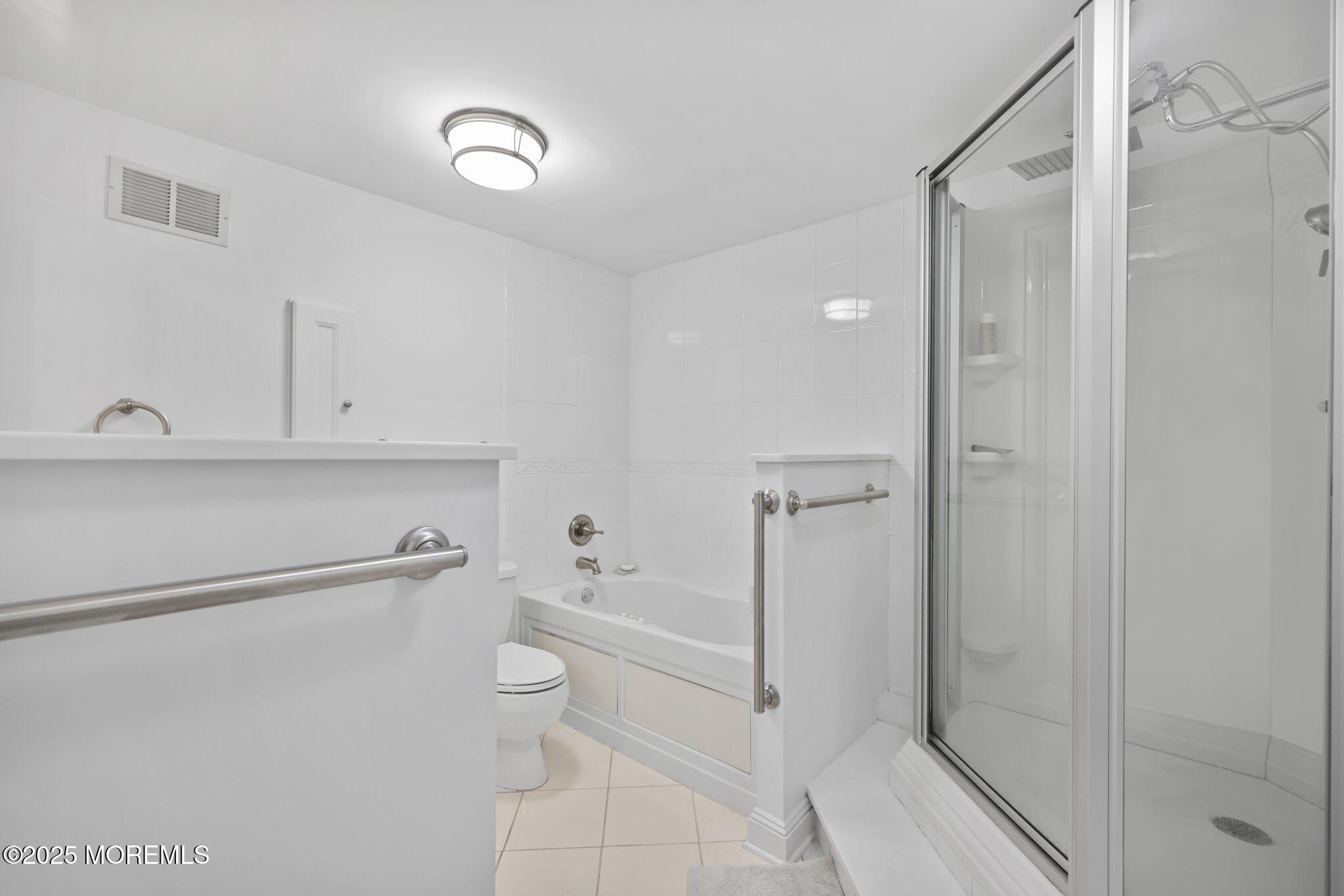 Monmouth Beach, New Jersey, 07750, United States, 2 Bedrooms Bedrooms, ,2 BathroomsBathrooms,Residential,Active,1967306