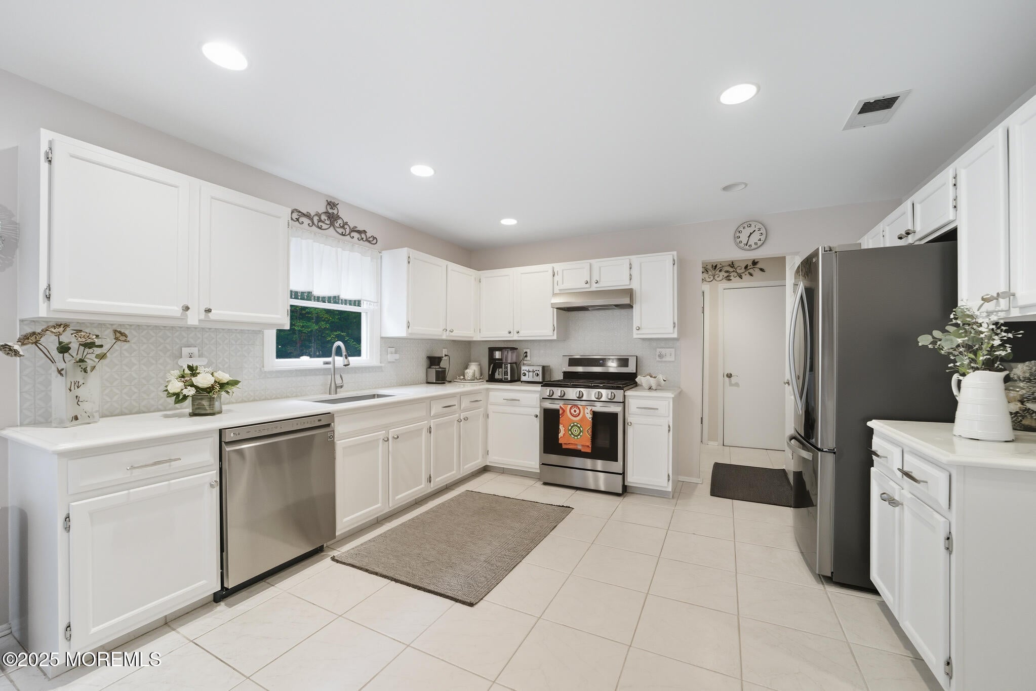 Monroe, New Jersey, 08831, United States, 4 Bedrooms Bedrooms, ,3 BathroomsBathrooms,Residential,Active,1963261