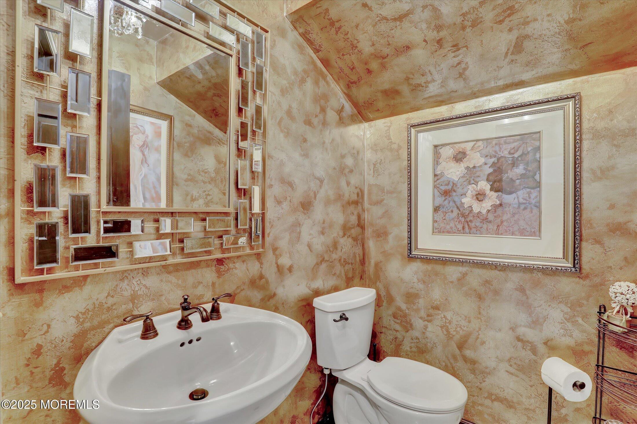 Morganville, New Jersey, 07751, United States, 7 Bedrooms Bedrooms, ,8 BathroomsBathrooms,Residential,Active,1969753