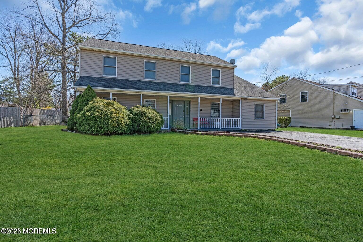 Lakewood, New Jersey, 08701, United States, 4 Bedrooms Bedrooms, ,3 BathroomsBathrooms,Residential,Active,2007618