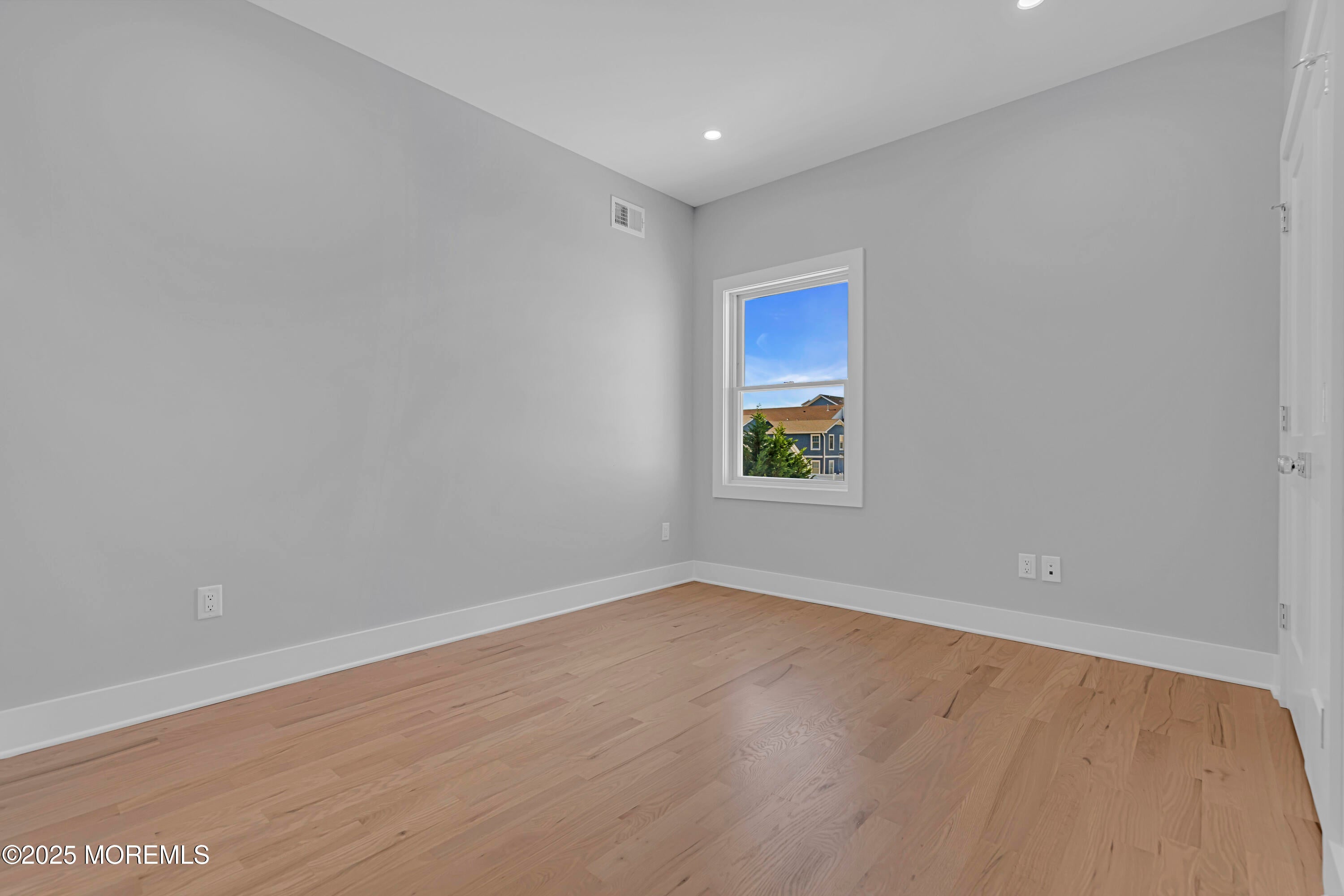 Ortley Beach, New Jersey, 08751, United States, 4 Bedrooms Bedrooms, ,4 BathroomsBathrooms,Residential,Pending,1969668