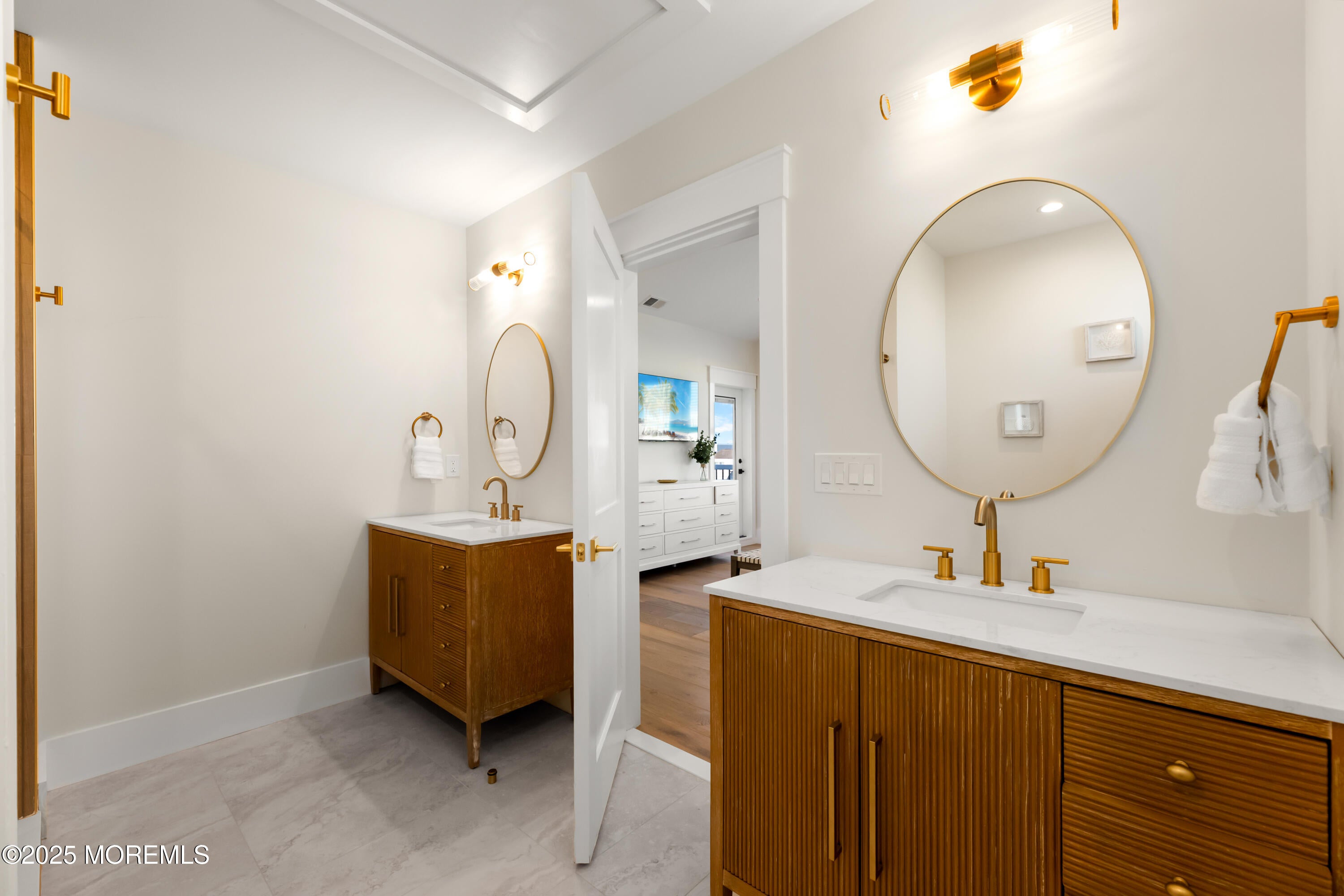 Beach Haven, New Jersey, 08008, United States, 6 Bedrooms Bedrooms, ,6 BathroomsBathrooms,Residential,Active,1969766