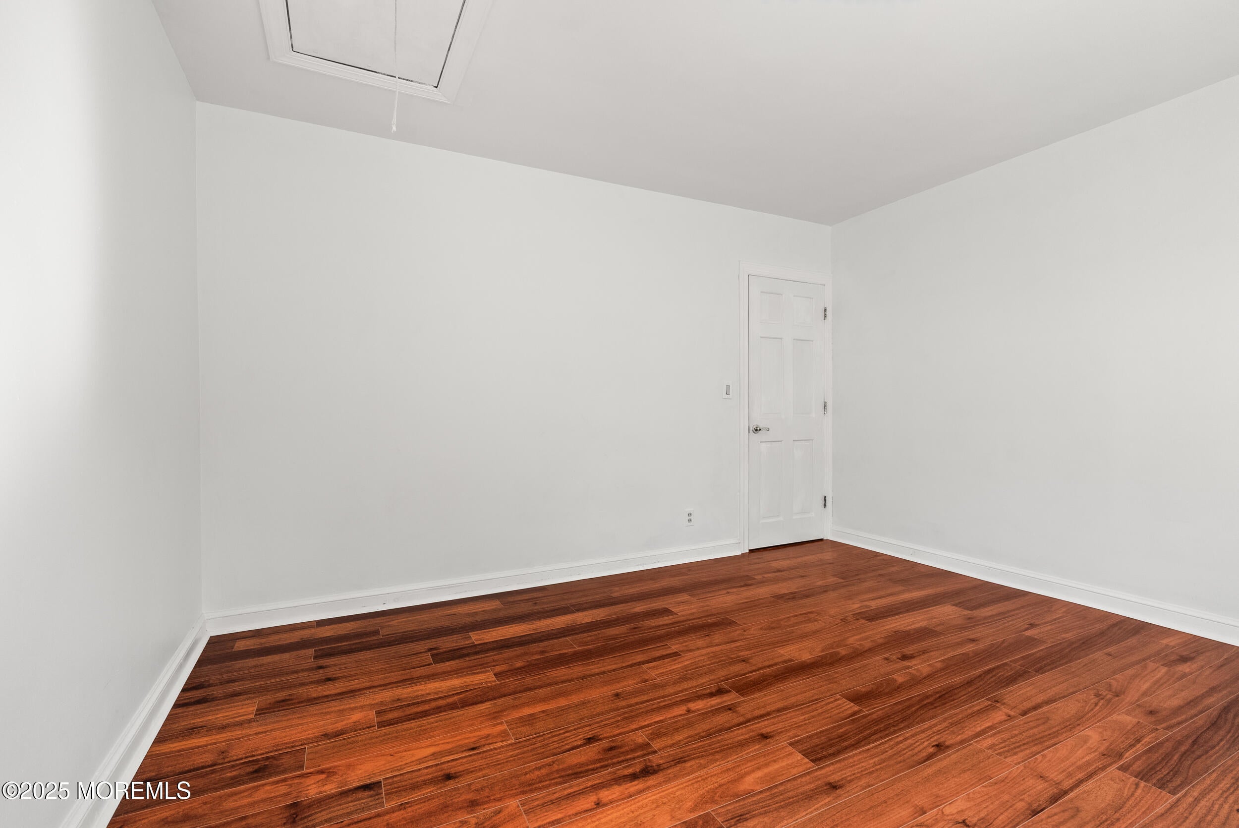 Oakhurst, New Jersey, 07755, United States, 2 Bedrooms Bedrooms, ,1 BathroomBathrooms,Residential,Active,1953714