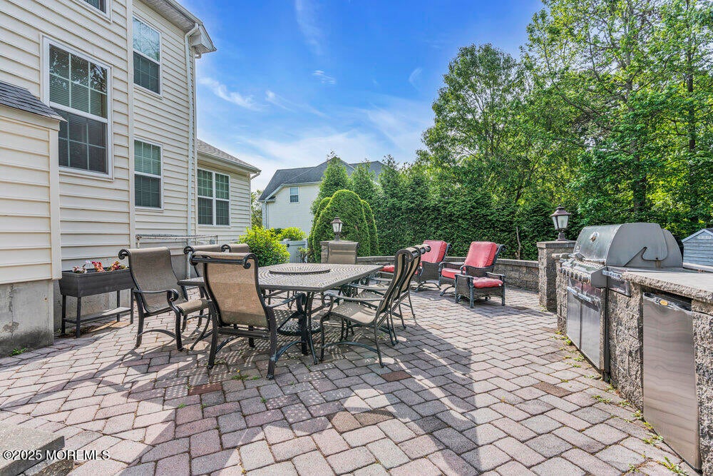 Manalapan, New Jersey, 07726, United States, 4 Bedrooms Bedrooms, ,4 BathroomsBathrooms,Residential,Active,1871928