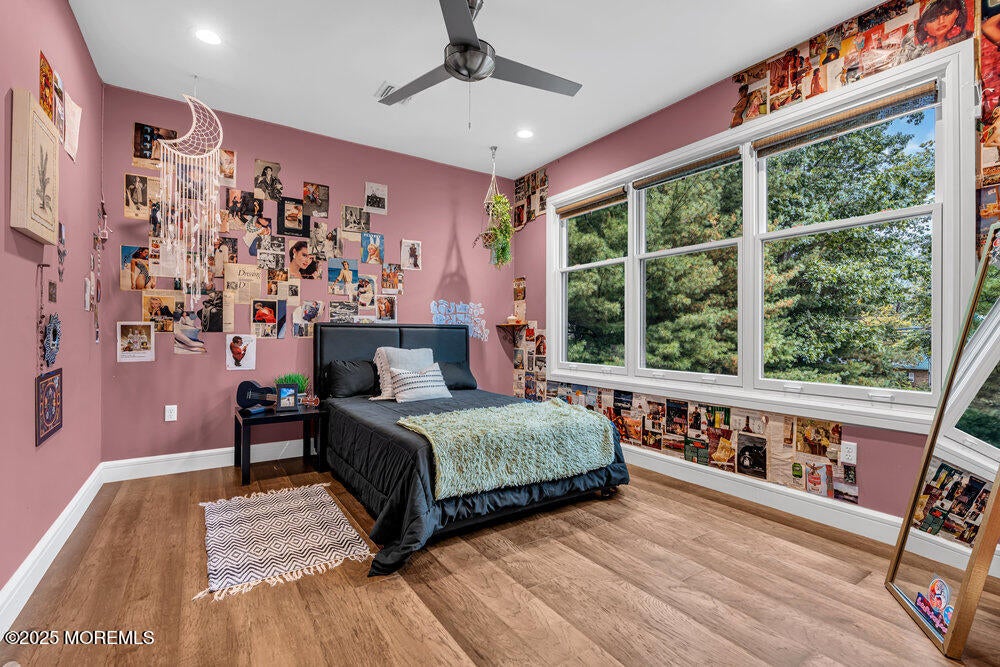 Eatontown, New Jersey, 07724, United States, 5 Bedrooms Bedrooms, ,3 BathroomsBathrooms,Residential,Active,1922289