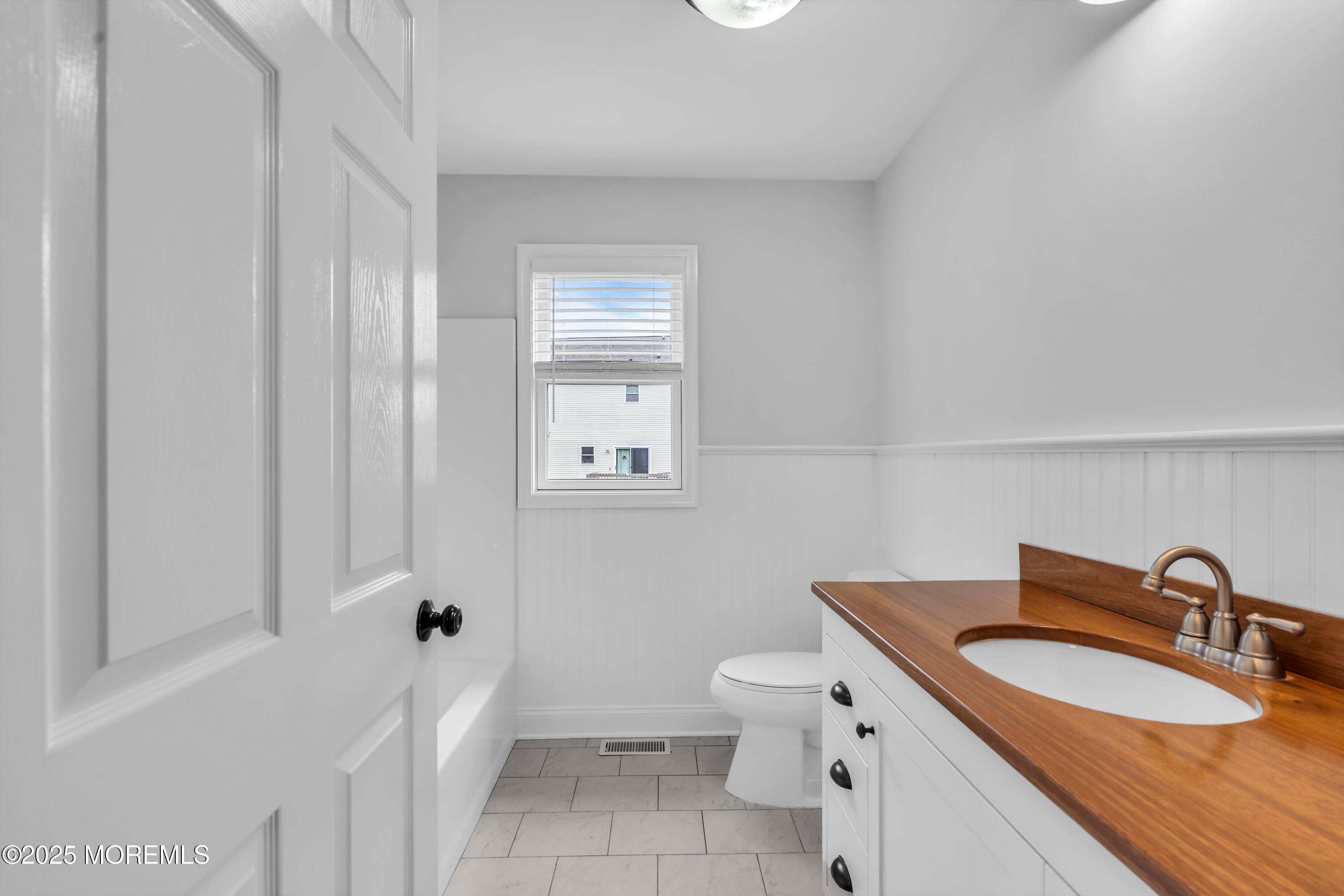 Point Pleasant Beach, New Jersey, 08742, United States, 3 Bedrooms Bedrooms, ,2 BathroomsBathrooms,Residential,Active,1969640