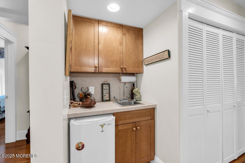 Spring Lake, New Jersey, 07762, United States, 5 Bedrooms Bedrooms, ,5 BathroomsBathrooms,Residential,Active,2003544