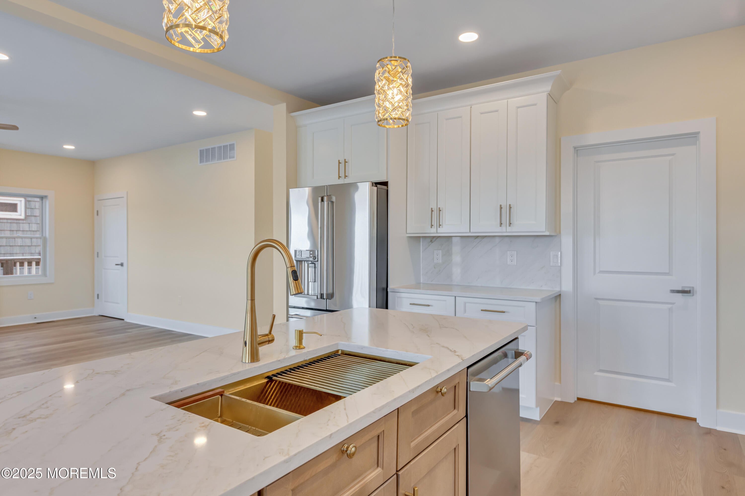 Tuckerton, New Jersey, 08087, United States, 4 Bedrooms Bedrooms, ,4 BathroomsBathrooms,Residential,Active,2007234