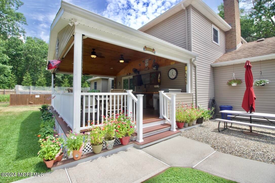 Jackson, New Jersey, 08527, United States, 4 Bedrooms Bedrooms, ,4 BathroomsBathrooms,Residential,Active,1992240