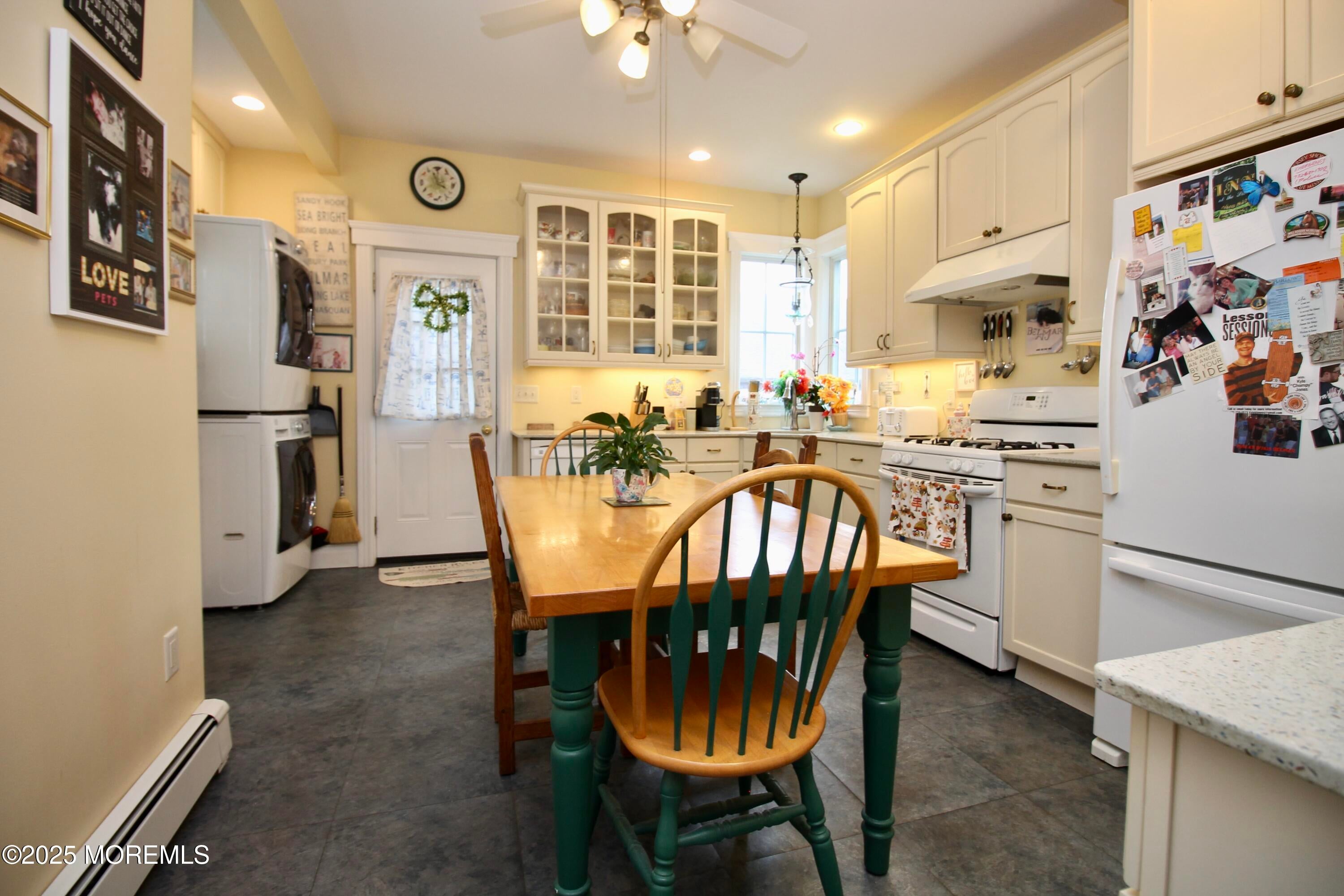 Belmar, New Jersey, 07719, United States, 3 Bedrooms Bedrooms, ,2 BathroomsBathrooms,Residential,Active,1953027