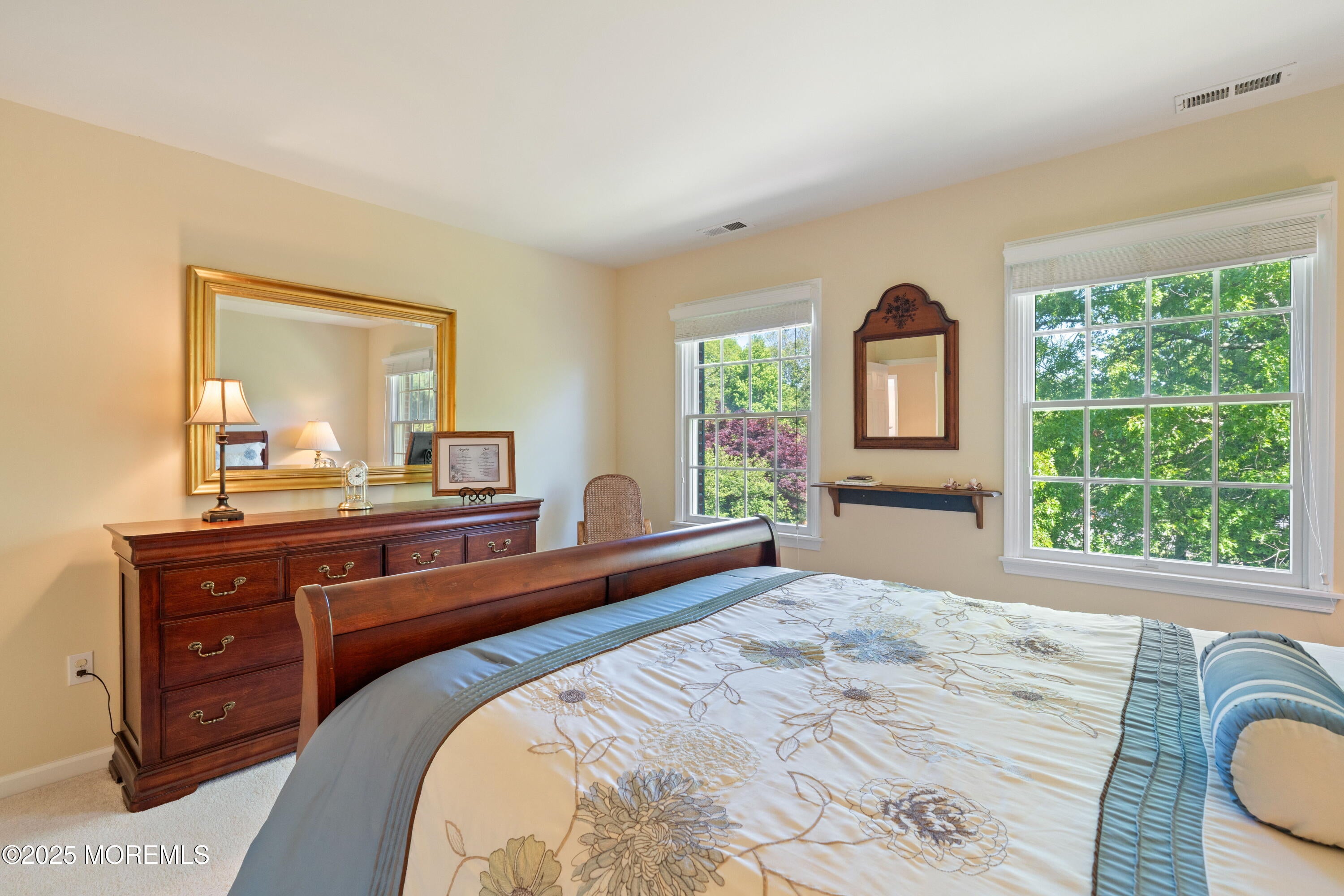 Manahawkin, New Jersey, 08050, United States, ,3 BathroomsBathrooms,Residential,Pending,1824002