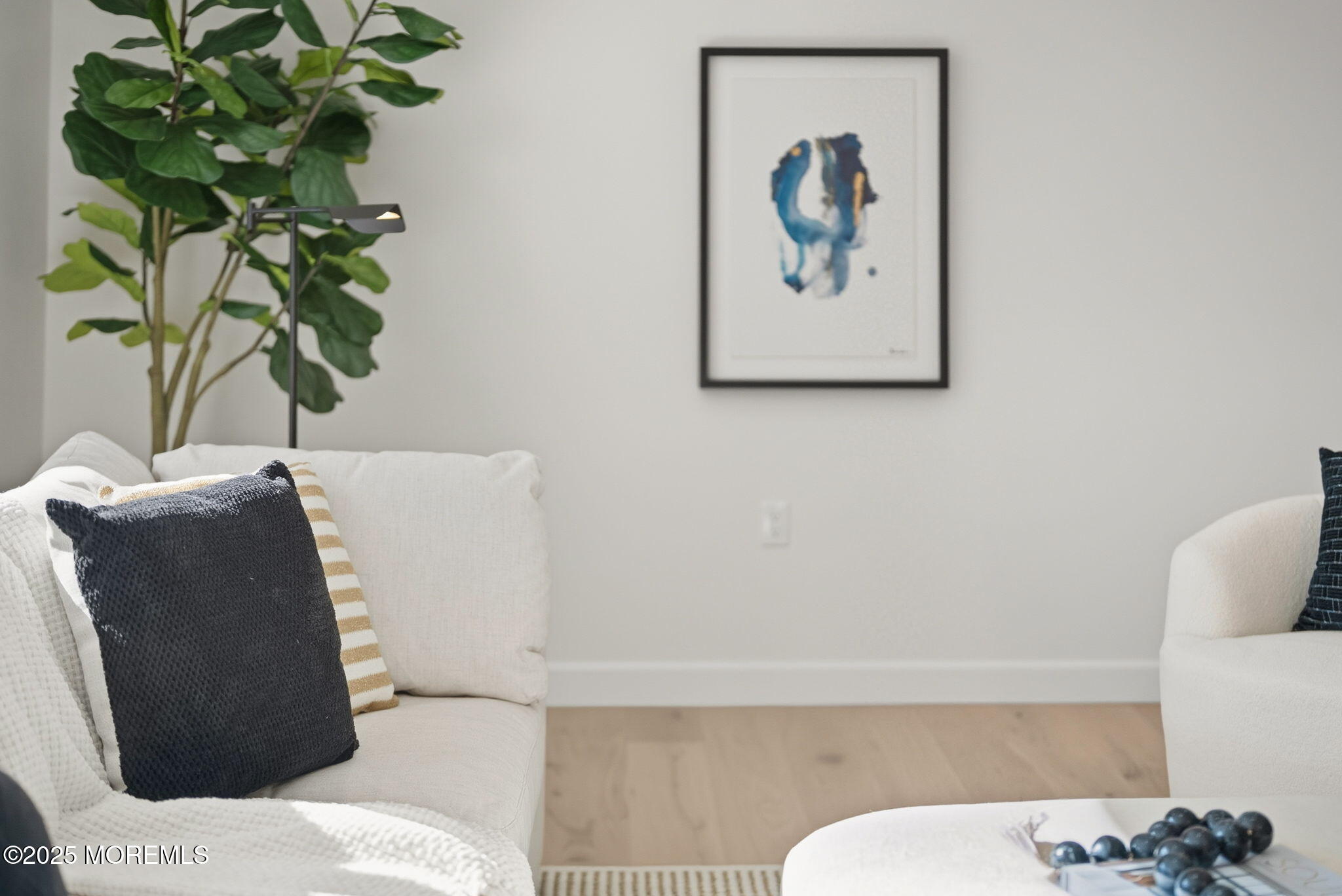 Manalapan, New Jersey, 07726, United States, 5 Bedrooms Bedrooms, ,4 BathroomsBathrooms,Residential,Active,1969663