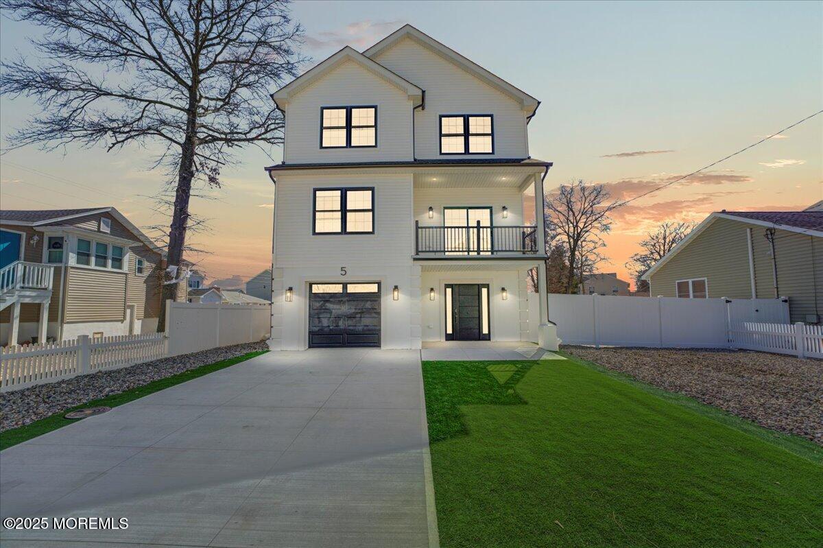 Brick, New Jersey, 08723, United States, 5 Bedrooms Bedrooms, ,3 BathroomsBathrooms,Residential,Active,2009154