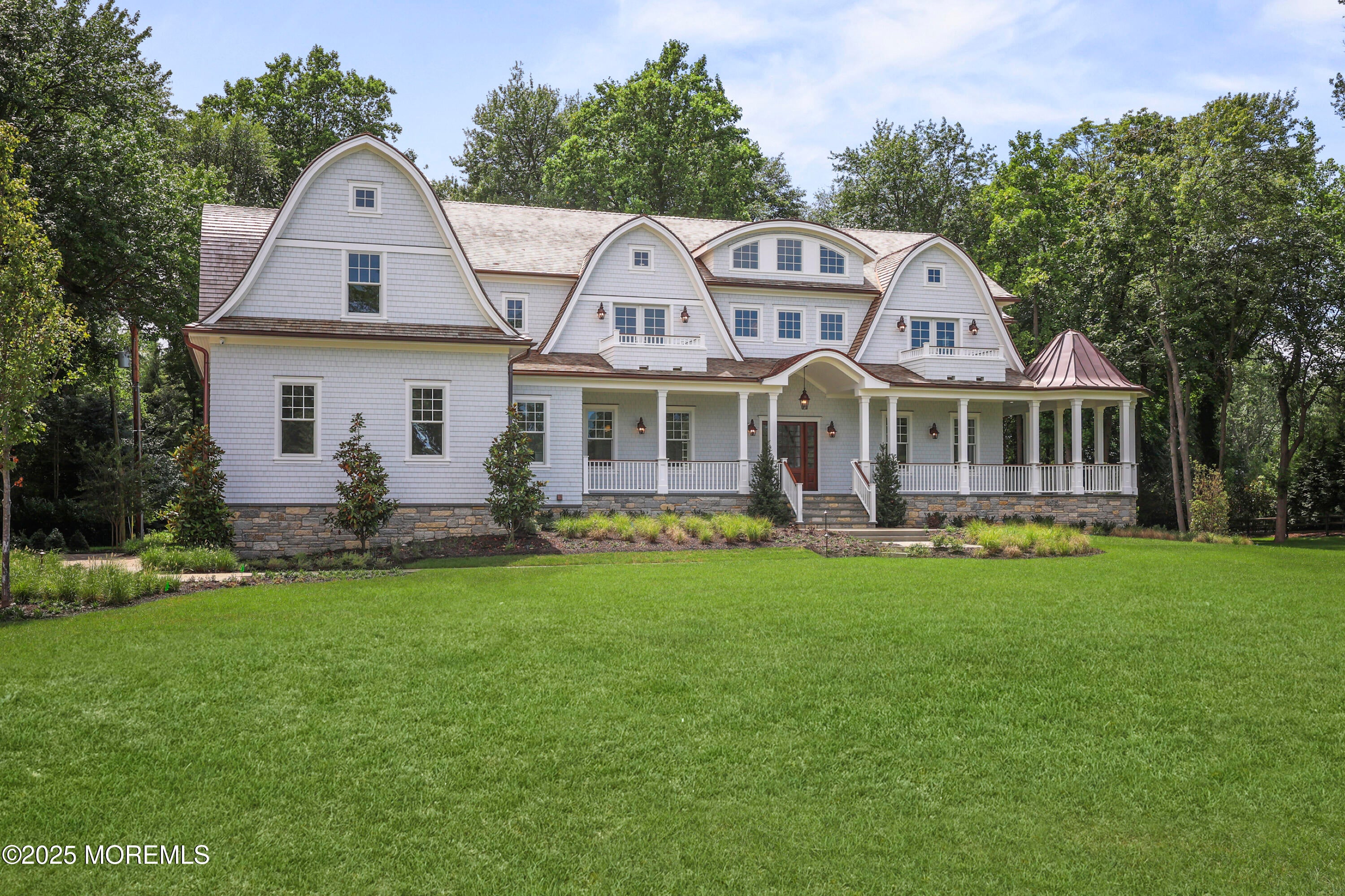 Rumson, New Jersey, 07760, United States, 6 Bedrooms Bedrooms, ,7 BathroomsBathrooms,Residential,Active,1904739