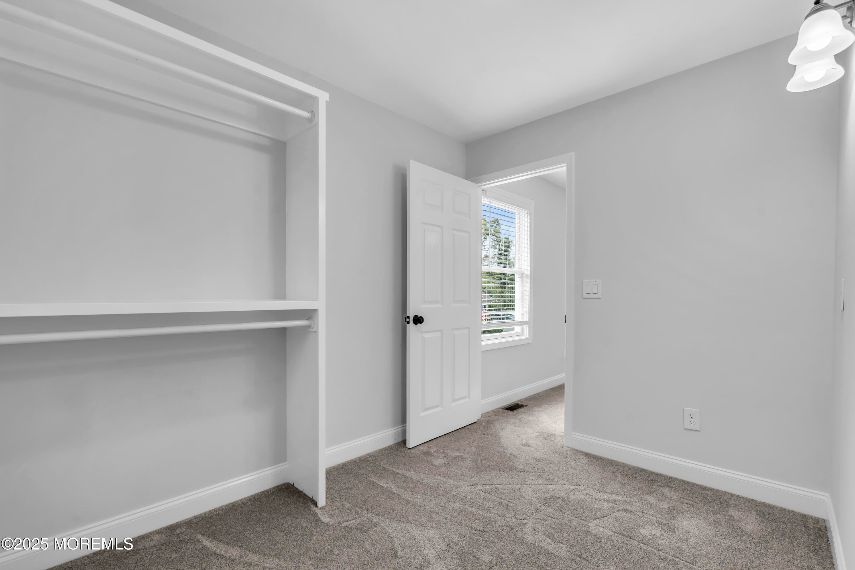 Point Pleasant Beach, New Jersey, 08742, United States, 3 Bedrooms Bedrooms, ,2 BathroomsBathrooms,Residential,Active,1969640