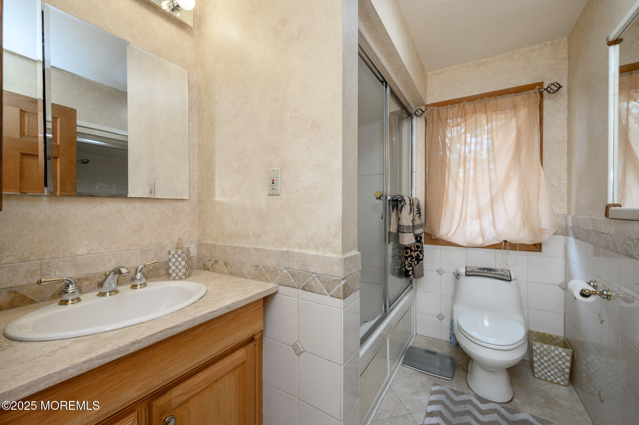 Holmdel, New Jersey, 07733, United States, 4 Bedrooms Bedrooms, ,3 BathroomsBathrooms,Residential,Active,1962185