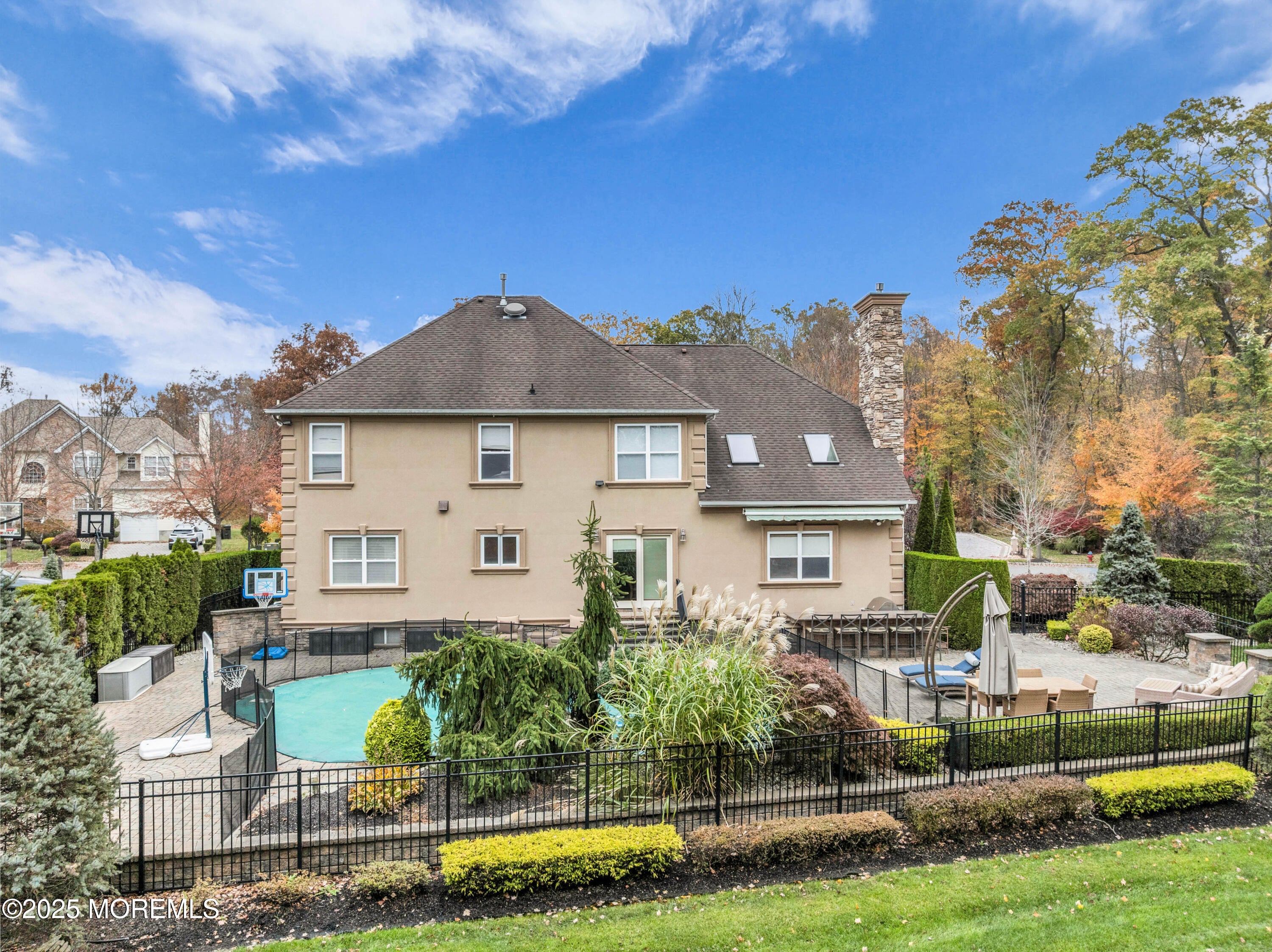 Old Bridge, New Jersey, 08857, United States, 5 Bedrooms Bedrooms, ,4 BathroomsBathrooms,Residential,Pending,1992258