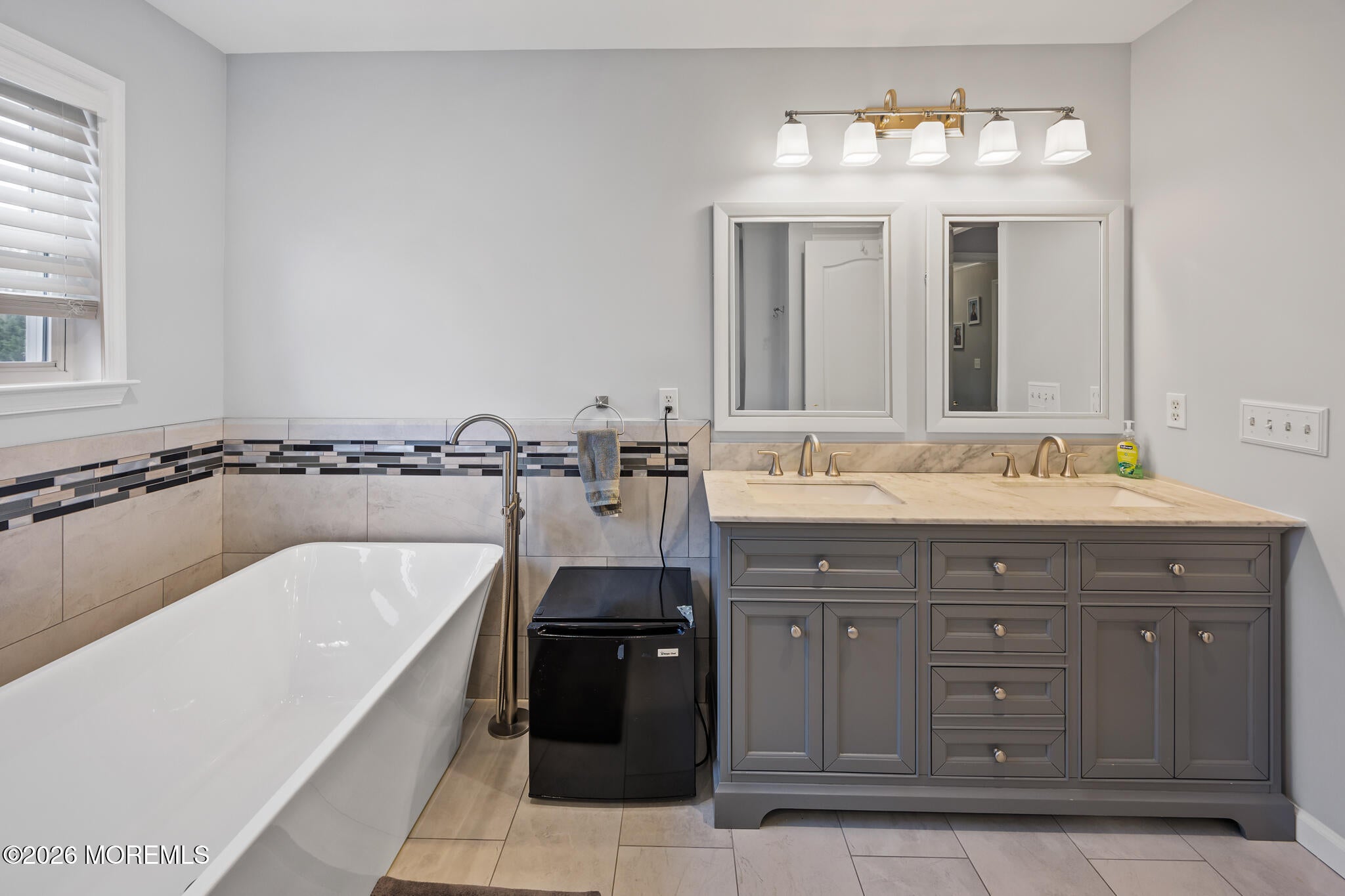 Manchester, New Jersey, 08759, United States, 5 Bedrooms Bedrooms, ,4 BathroomsBathrooms,Residential,Active,2009421