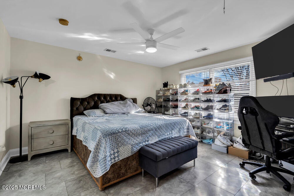 Toms River, New Jersey, 08753, United States, 5 Bedrooms Bedrooms, ,4 BathroomsBathrooms,Residential,Active,1989768