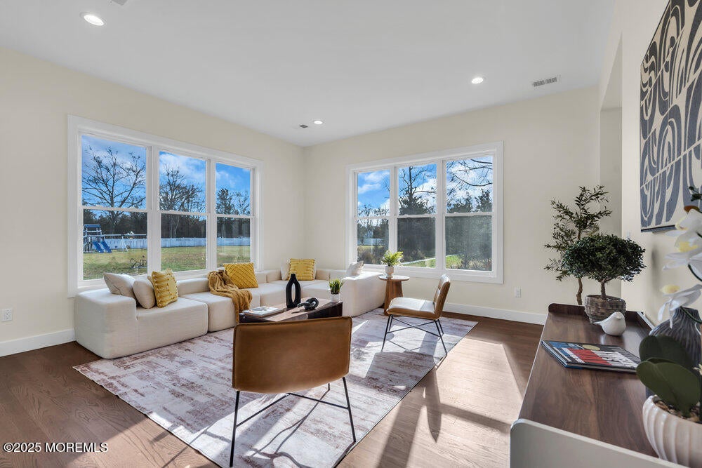 Jackson, New Jersey, 08527, United States, 6 Bedrooms Bedrooms, ,4 BathroomsBathrooms,Residential,Active,2007039