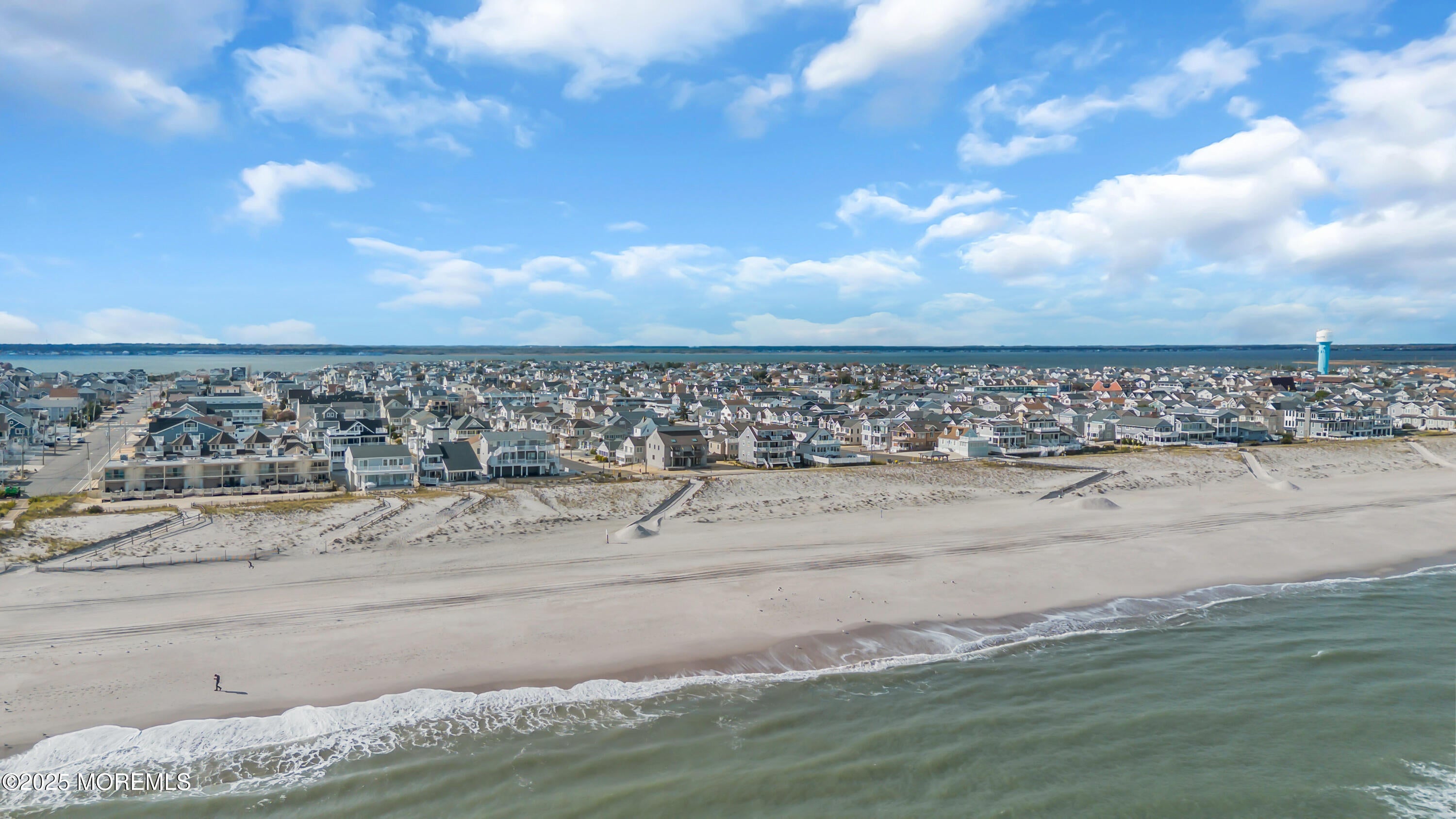 Ortley Beach, New Jersey, 08751, United States, 4 Bedrooms Bedrooms, ,4 BathroomsBathrooms,Residential,Active,1969690