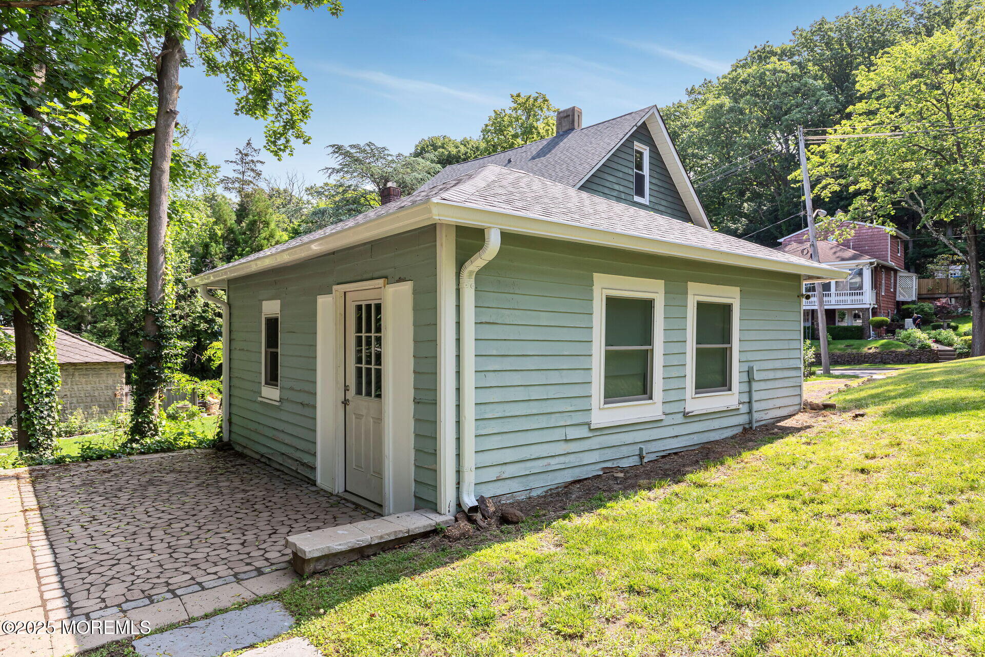 Atlantic Highlands, New Jersey, 07716, United States, 5 Bedrooms Bedrooms, ,5 BathroomsBathrooms,Residential,Active,1843829