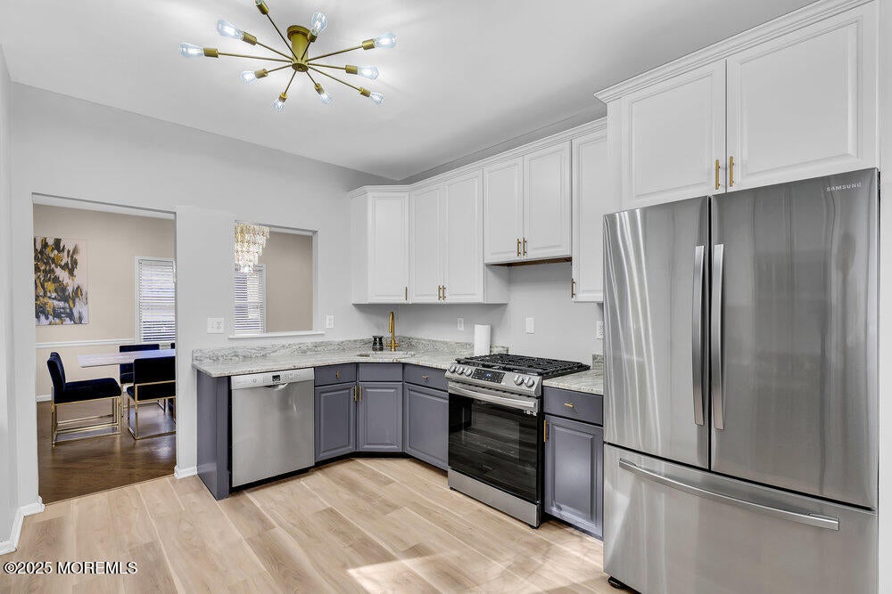 Lakewood, New Jersey, 08701, United States, 7 Bedrooms Bedrooms, ,3 BathroomsBathrooms,Residential,Active,1988790