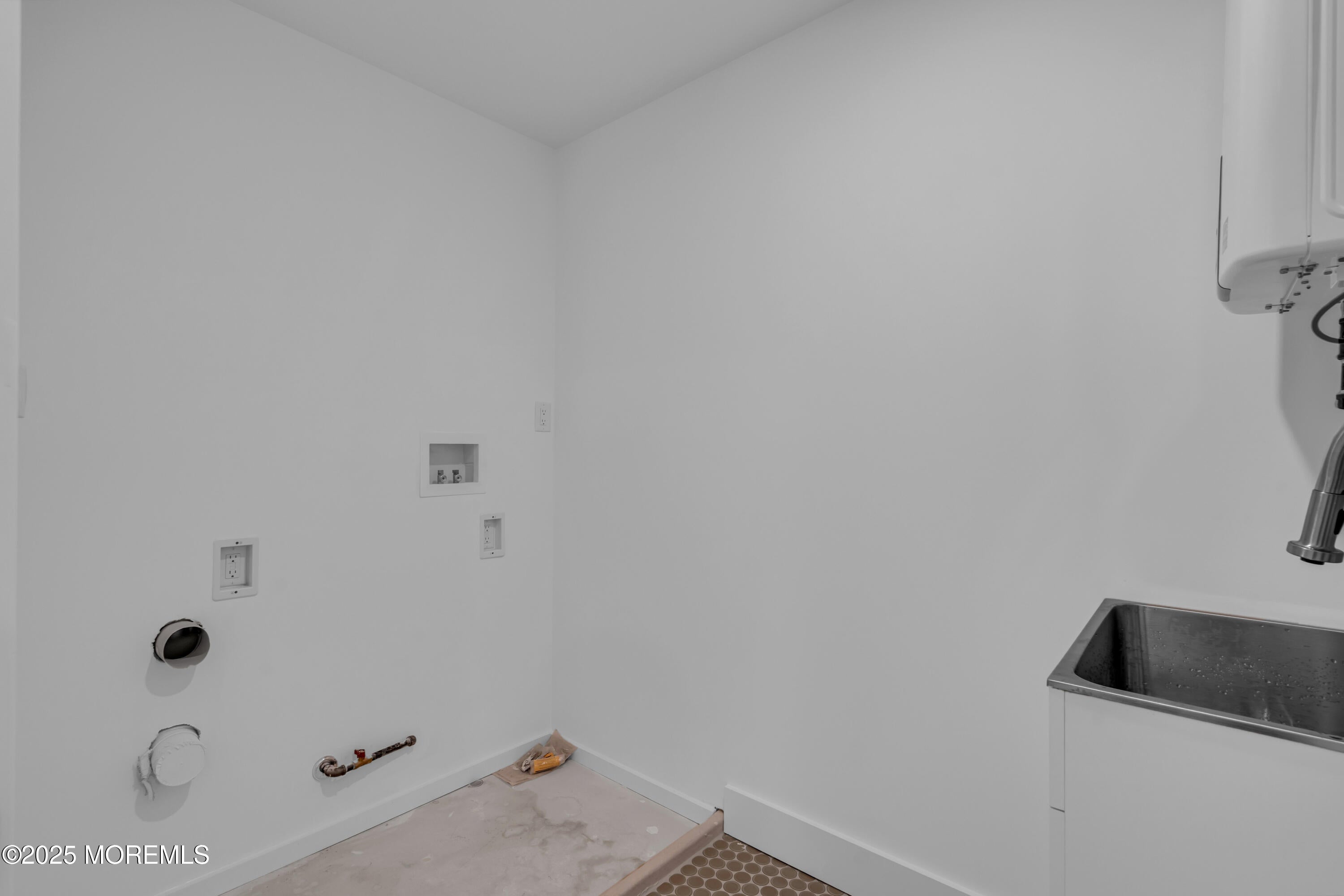 Point Pleasant, New Jersey, 08742, United States, 5 Bedrooms Bedrooms, ,4 BathroomsBathrooms,Residential,Active,1992294