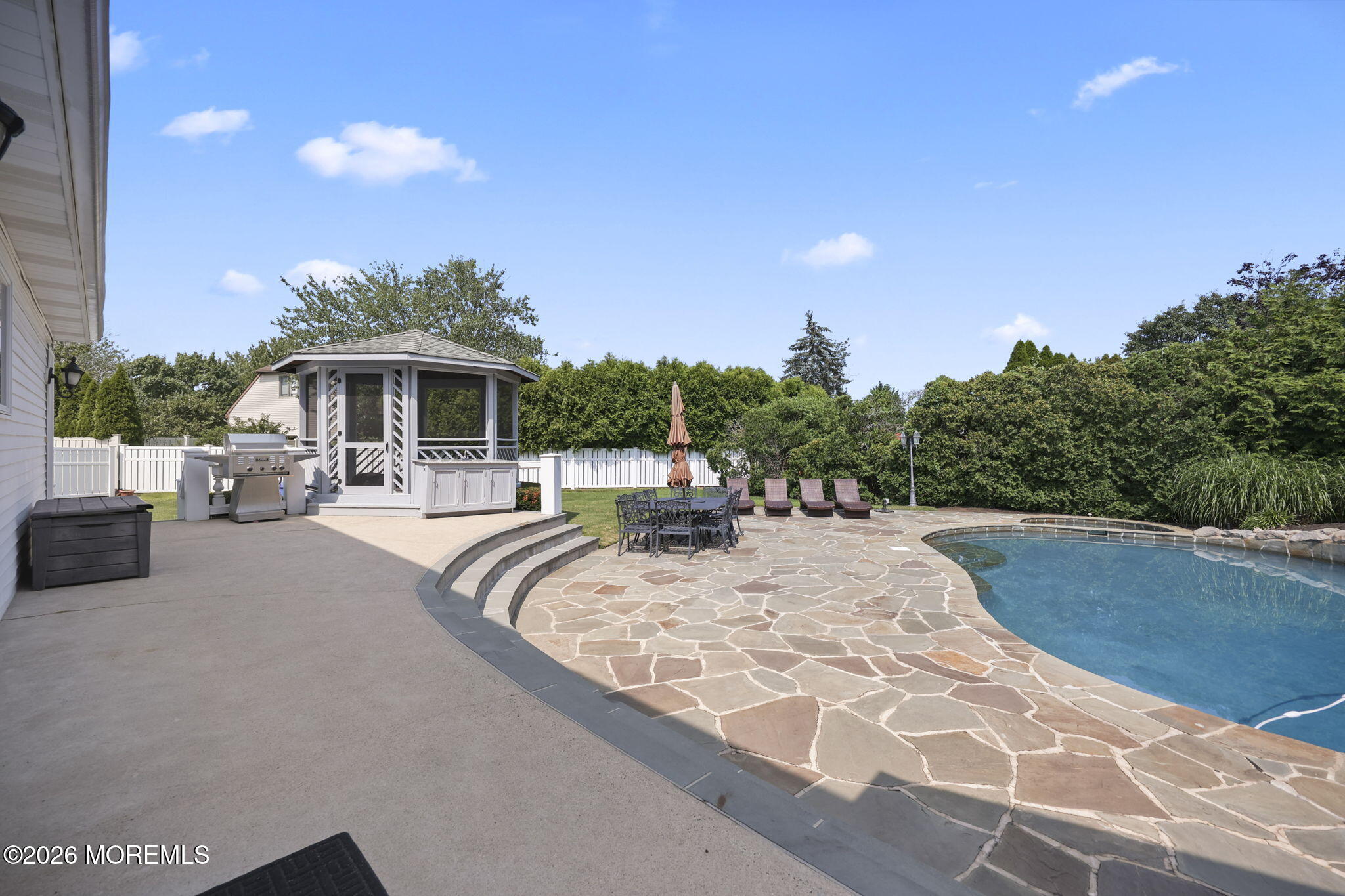 Eatontown, New Jersey, 07724, United States, 6 Bedrooms Bedrooms, ,3 BathroomsBathrooms,Residential,Active,2017488