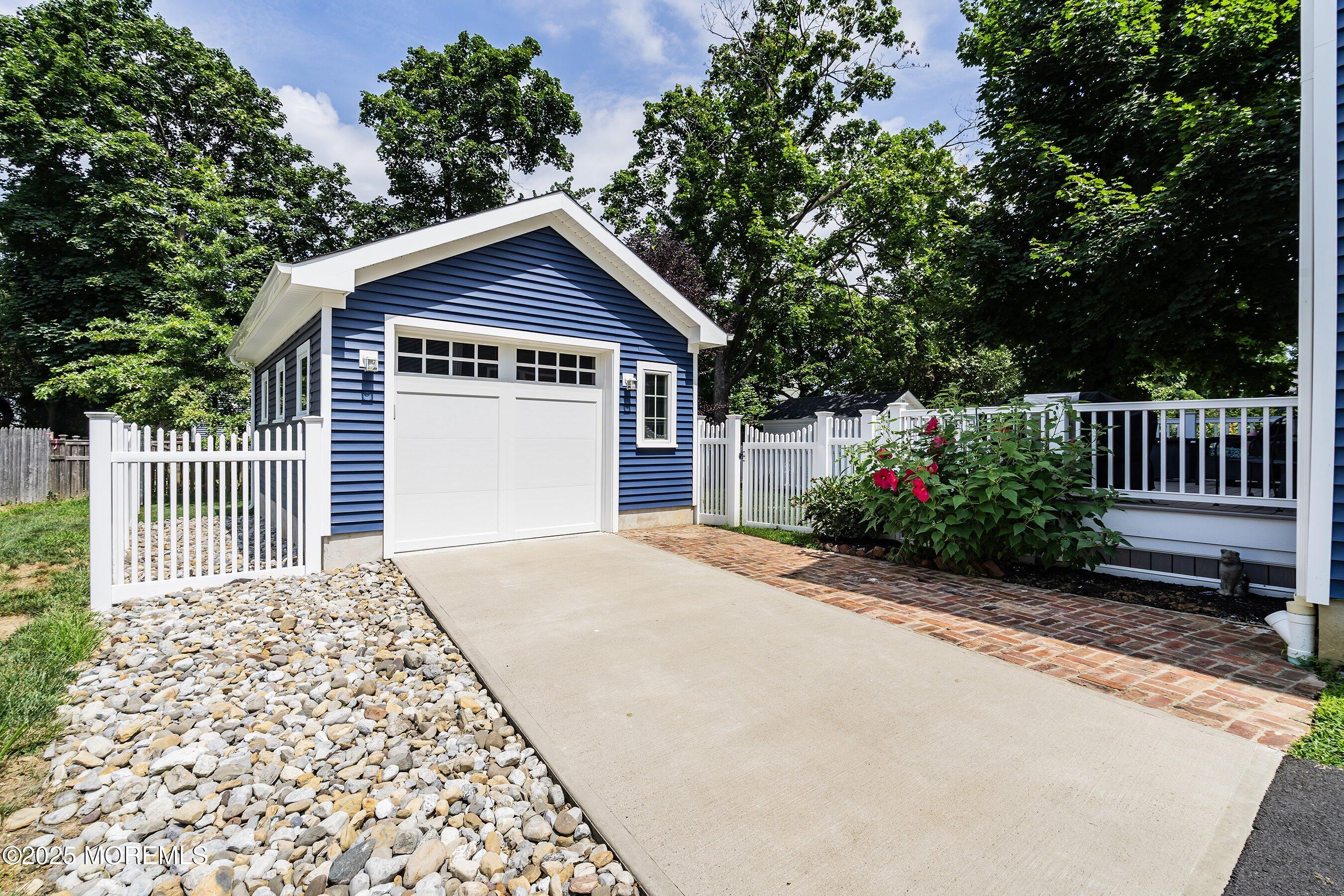Fair Haven, New Jersey, 07704, United States, 4 Bedrooms Bedrooms, ,3 BathroomsBathrooms,Residential,Active,1905052