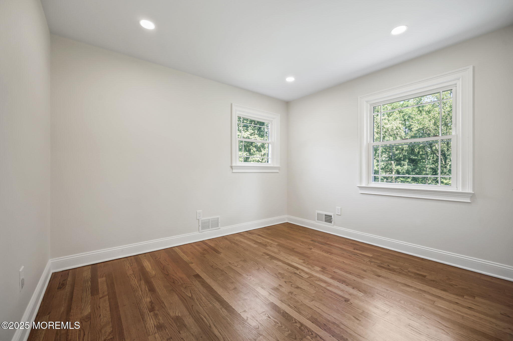 Colts Neck, New Jersey, 07722, United States, 3 Bedrooms Bedrooms, ,3 BathroomsBathrooms,Residential,Active,1941385
