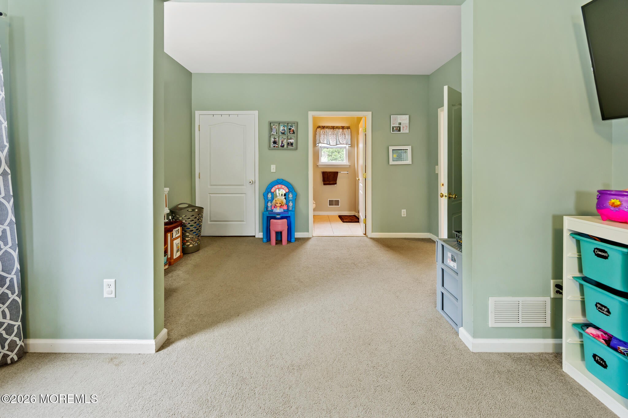 Manchester, New Jersey, 08759, United States, 5 Bedrooms Bedrooms, ,4 BathroomsBathrooms,Residential,Active,2009421