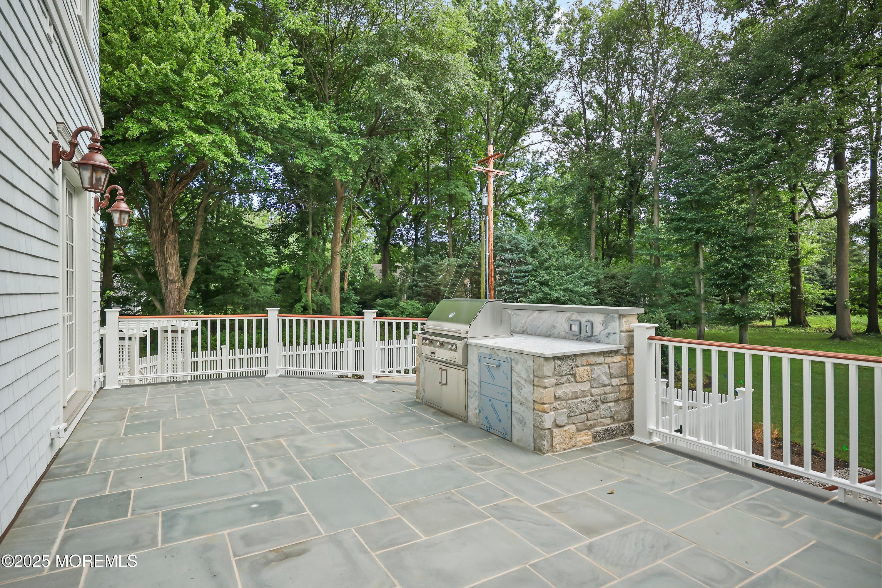Rumson, New Jersey, 07760, United States, 6 Bedrooms Bedrooms, ,7 BathroomsBathrooms,Residential,Active,1904739