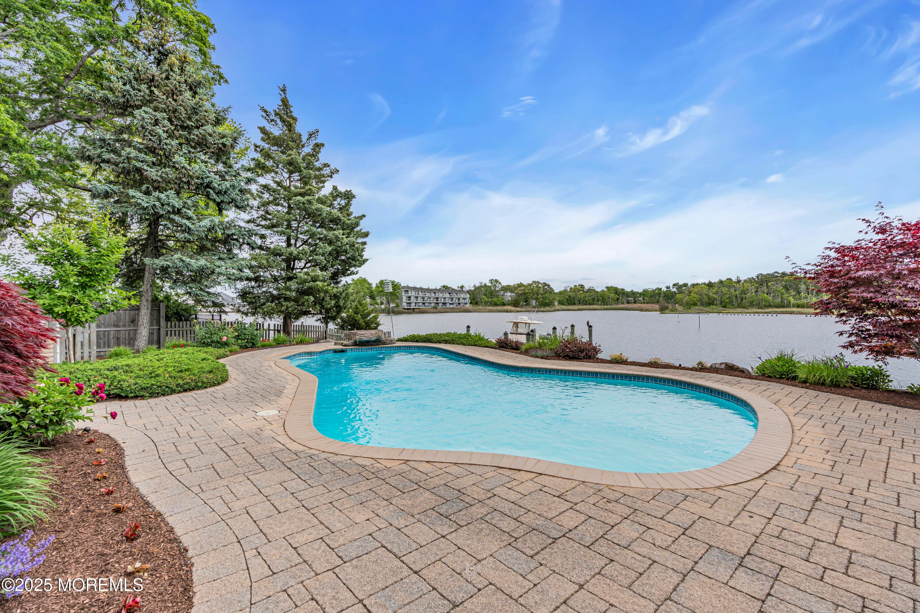 Brick, New Jersey, 08724, United States, 5 Bedrooms Bedrooms, ,3 BathroomsBathrooms,Residential,Pending,1829918