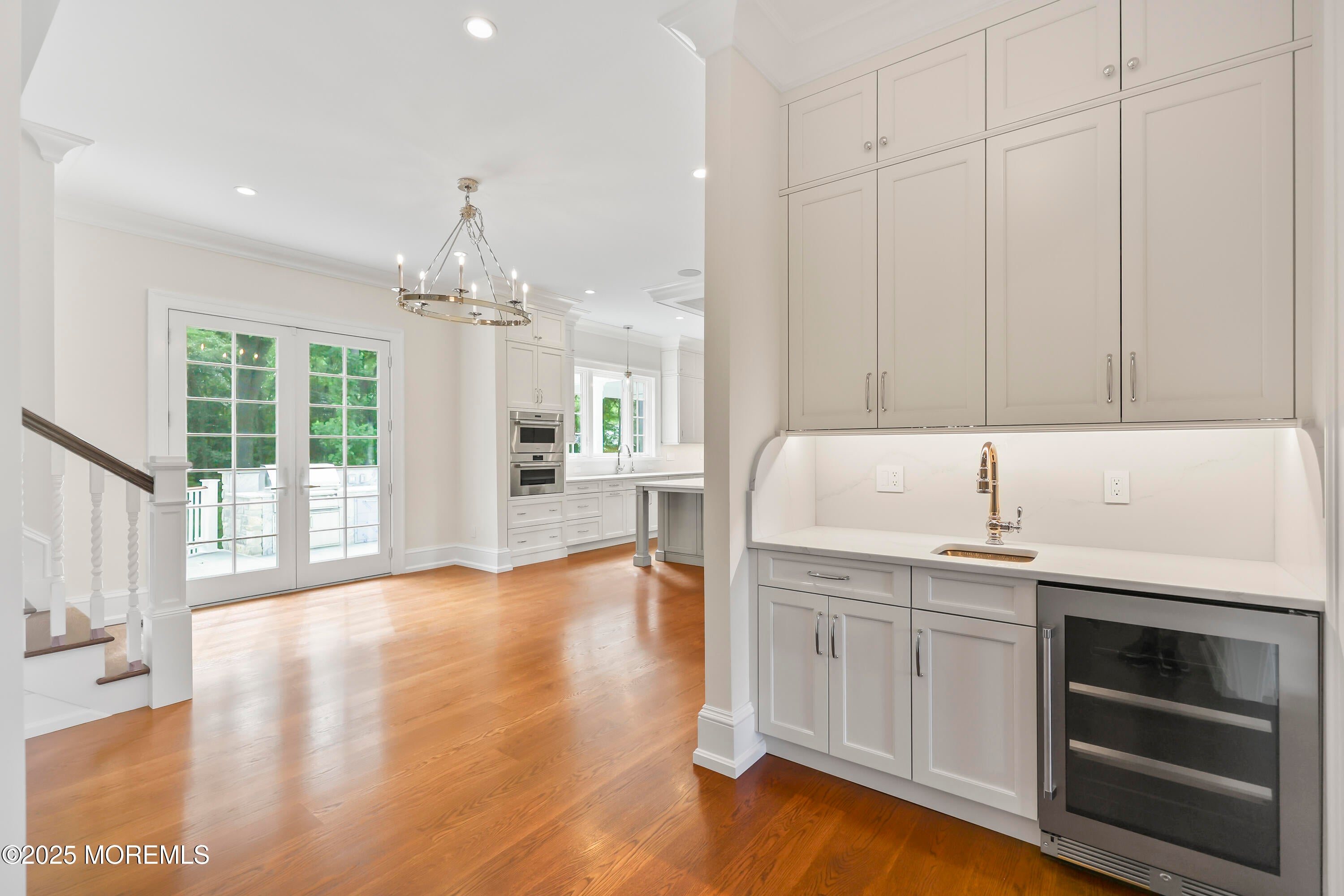 Rumson, New Jersey, 07760, United States, 6 Bedrooms Bedrooms, ,7 BathroomsBathrooms,Residential,Active,1904739