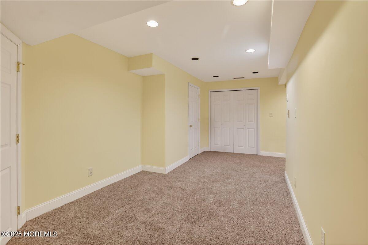 Manalapan, New Jersey, 07726, United States, 4 Bedrooms Bedrooms, ,4 BathroomsBathrooms,Residential,Active,1999930