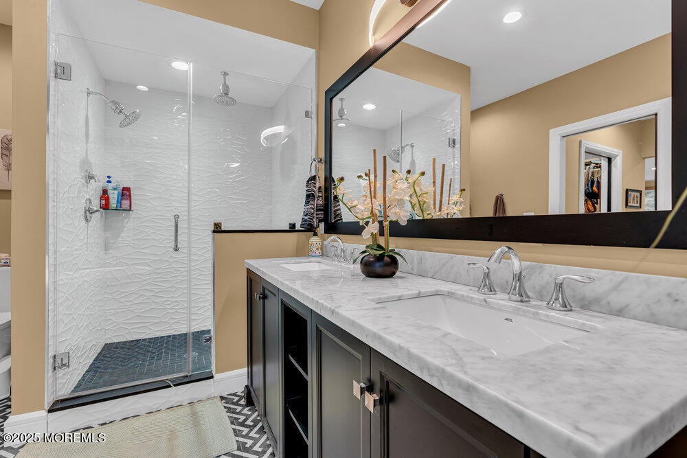 Eatontown, New Jersey, 07724, United States, 5 Bedrooms Bedrooms, ,3 BathroomsBathrooms,Residential,Active,1922289
