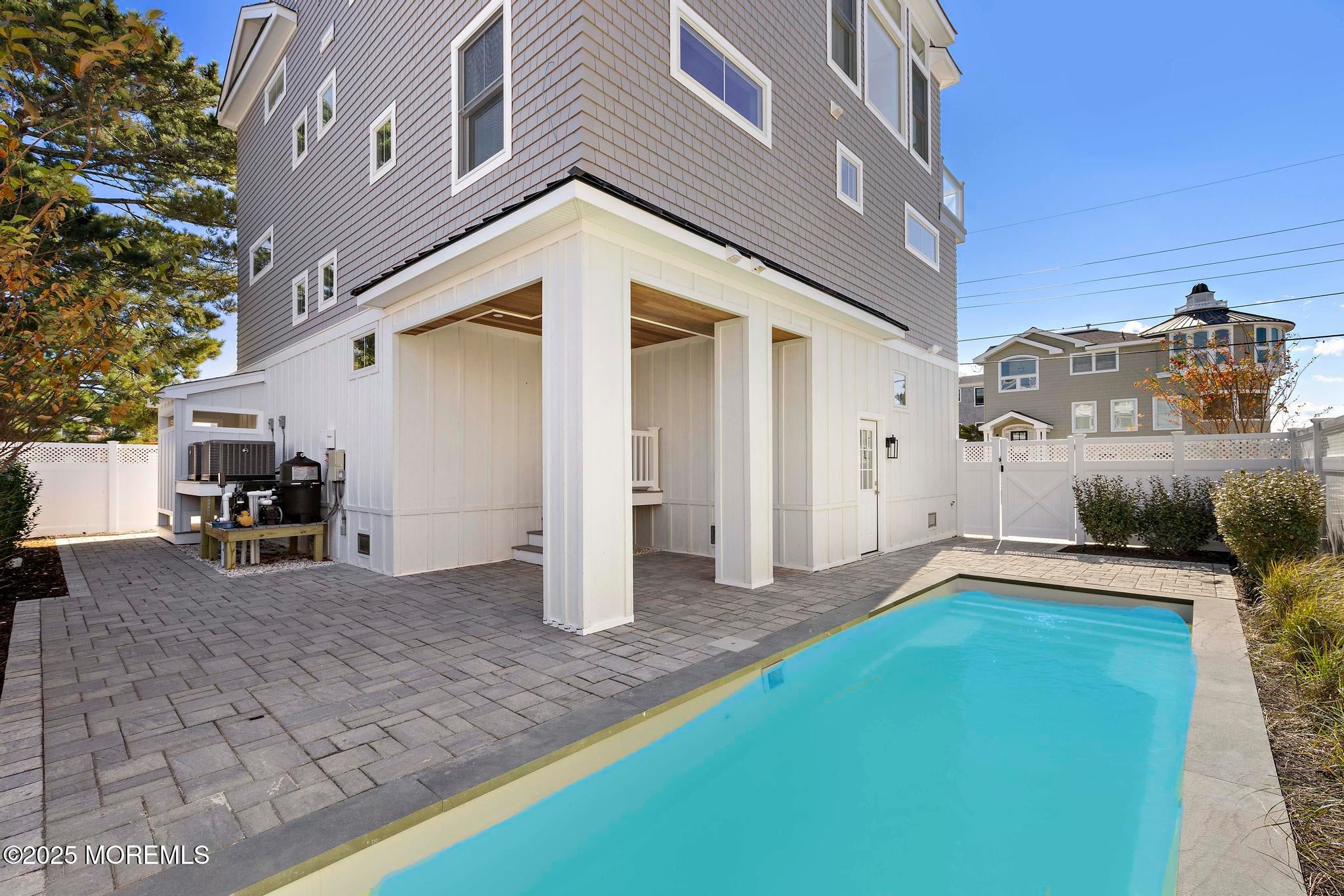 Long Beach Twp, New Jersey, 08008, United States, 6 Bedrooms Bedrooms, ,6 BathroomsBathrooms,Residential,Active,1927681