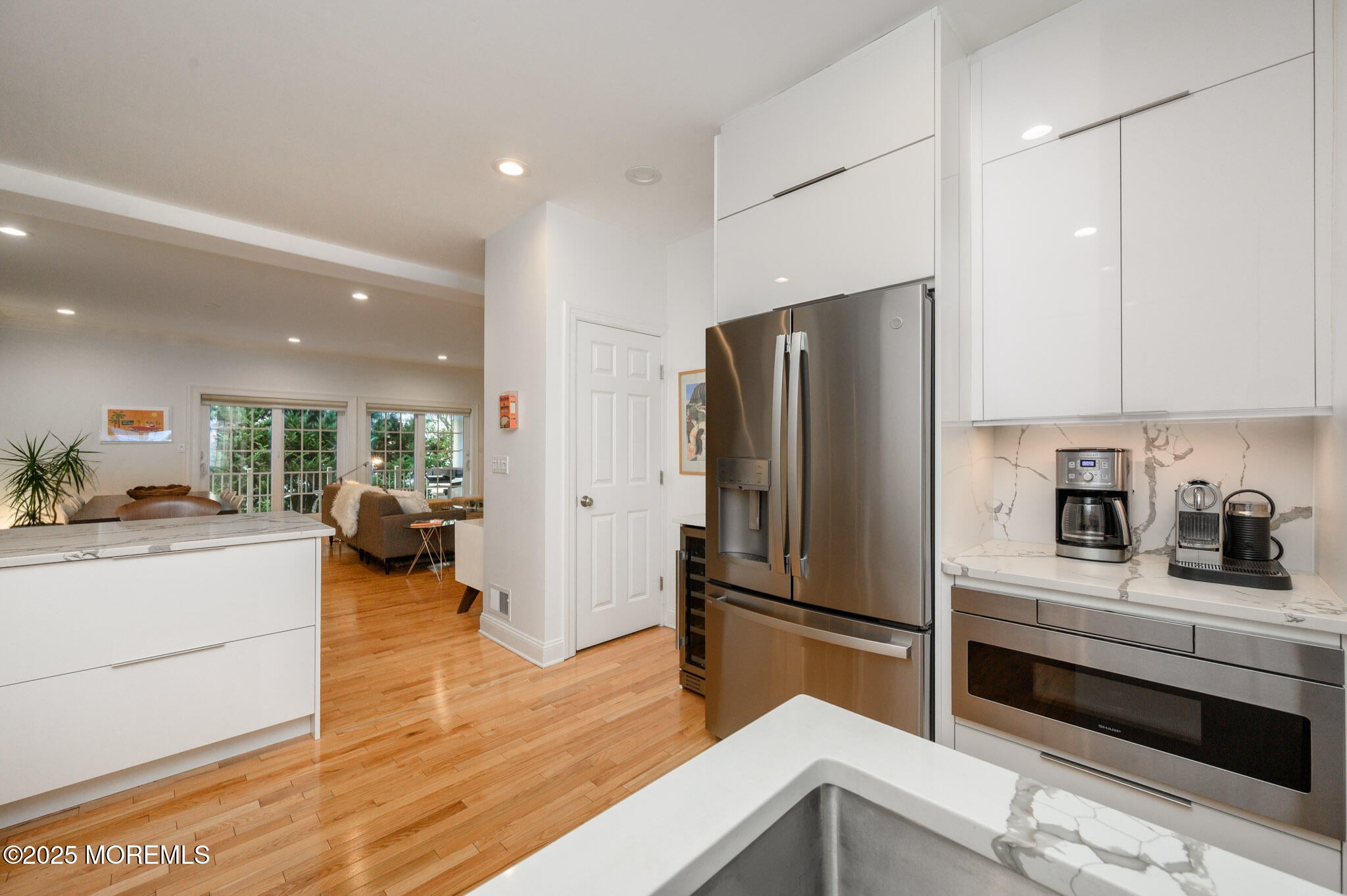 Long Branch, New Jersey, 07740, United States, 3 Bedrooms Bedrooms, ,3 BathroomsBathrooms,Residential,Active,1992292