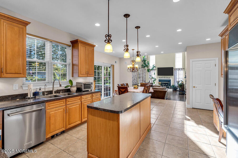 Jackson, New Jersey, 08527, United States, 4 Bedrooms Bedrooms, ,4 BathroomsBathrooms,Residential,Active,2010896