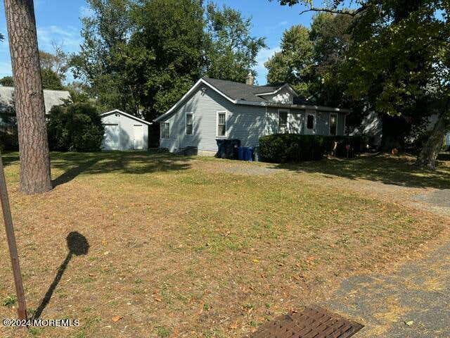 152 WINDWARD AVE, BEACHWOOD, NJ 08722, photo 1 of 8