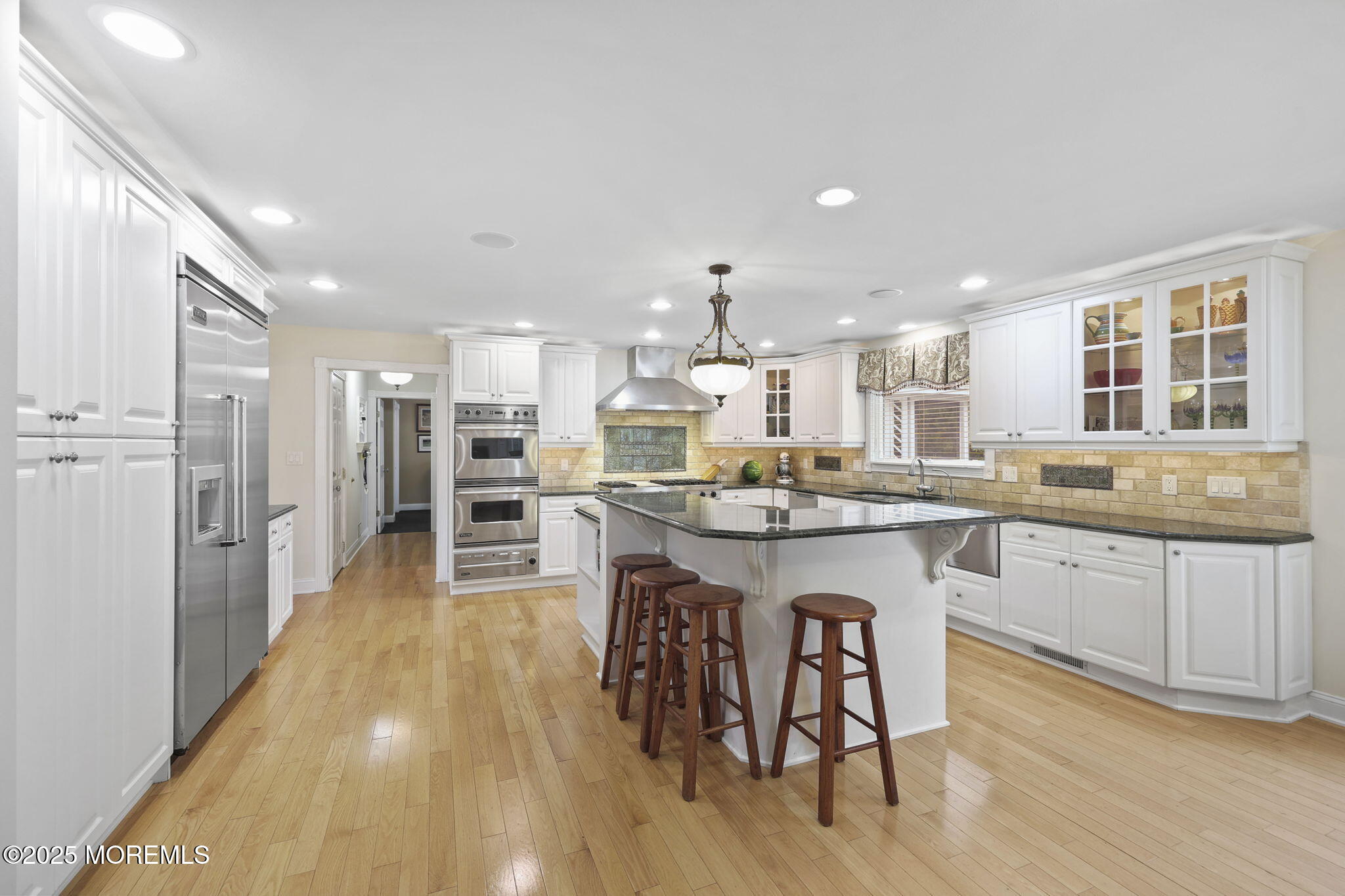 Eatontown, New Jersey, 07724, United States, 6 Bedrooms Bedrooms, ,3 BathroomsBathrooms,Residential,Active,2017488